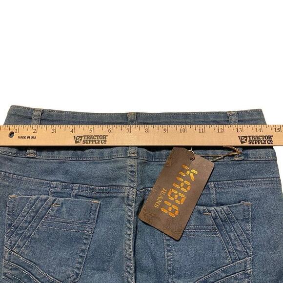 KABA Women’s Distressed, Denim Shorts, Size 7, Medium Blue, Gem Buttons/Zip - Picture 9 of 12